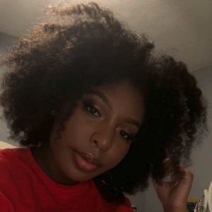 Meet your Posher, Jonchristy